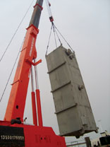 珠海天然氣液化項(xiàng)目冷箱、吸收塔設(shè)備安裝工程